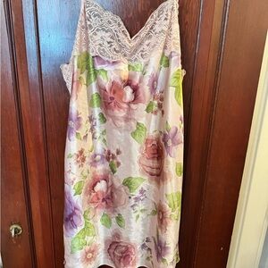 Valerie Stevens Pink Floral Lace Chemise
